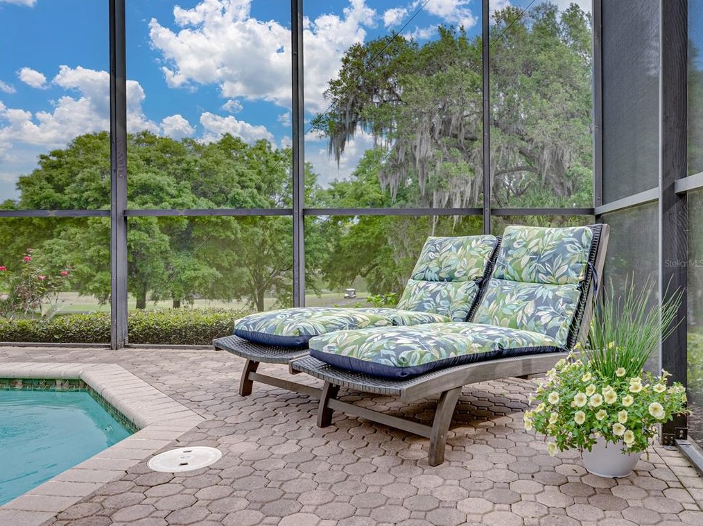 13551 Carnoustie Cir, Dade City FL 33525-2707 exterior