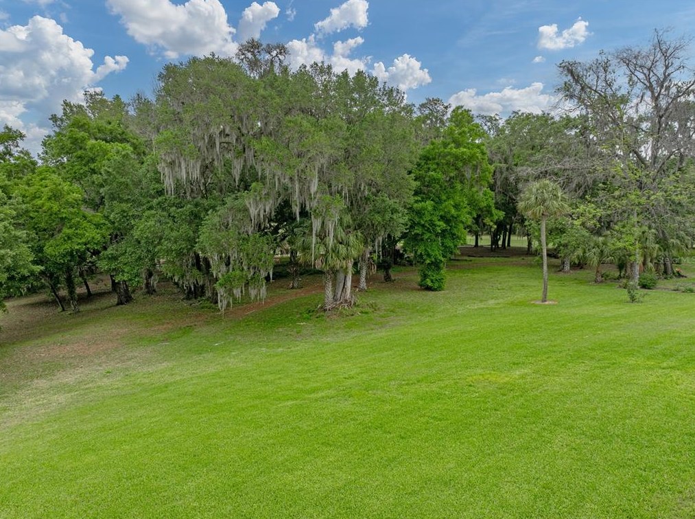 13551 Carnoustie Cir, Dade City FL 33525-2707 exterior