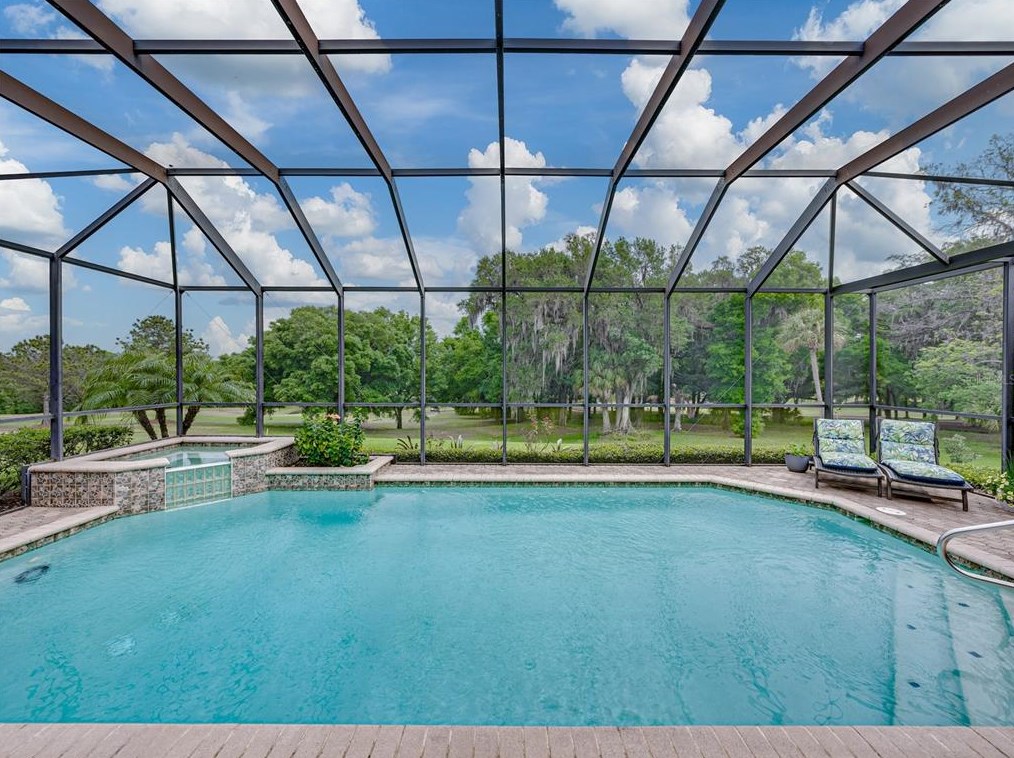 13551 Carnoustie Cir, Dade City FL 33525-2707 exterior