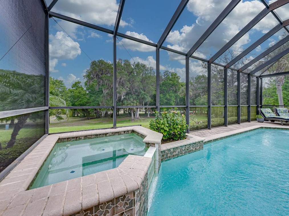 13551 Carnoustie Cir, Dade City FL 33525-2707 exterior