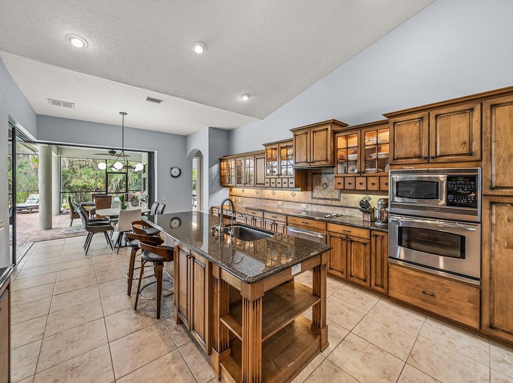 13551 Carnoustie Cir, Dade City FL 33525-2707 exterior