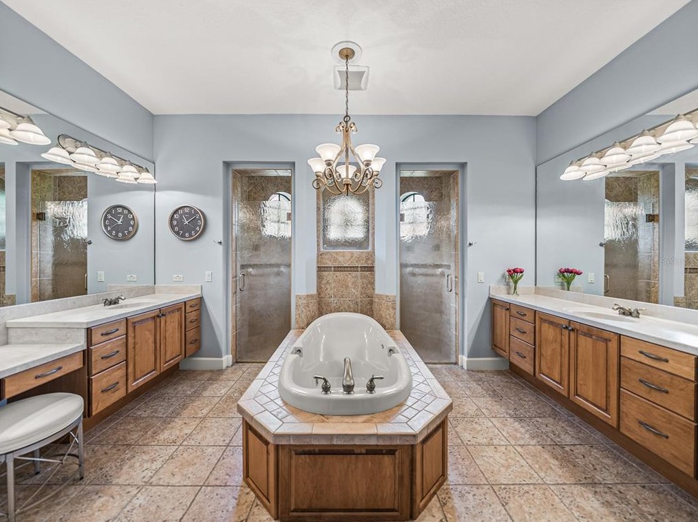 13551 Carnoustie Cir, Dade City FL 33525-2707 exterior