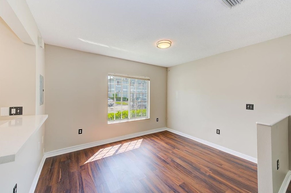 4120 Gradstone Pl, Tampa FL  33617-7370 exterior