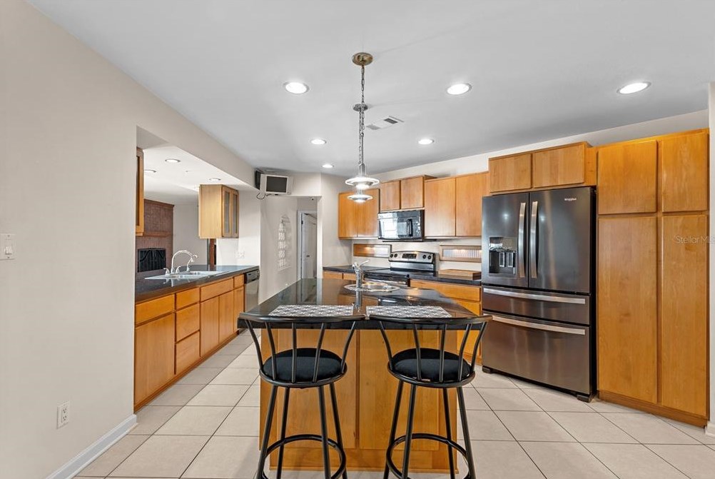 2206 Cornell Dr, Riverview FL  33578-4233 exterior