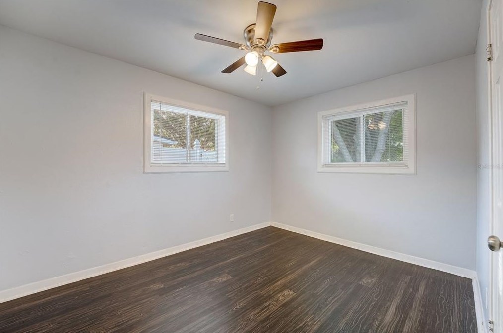 4425 Wallace Ave, Tampa FL 33611-5640 exterior