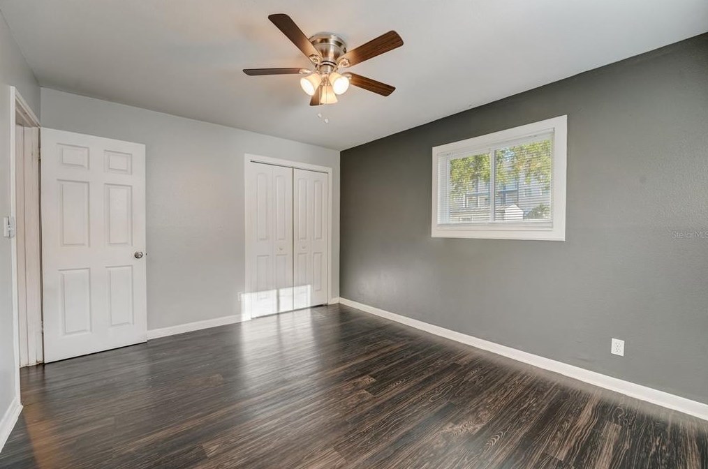 4425 Wallace Ave, Tampa FL 33611-5640 exterior