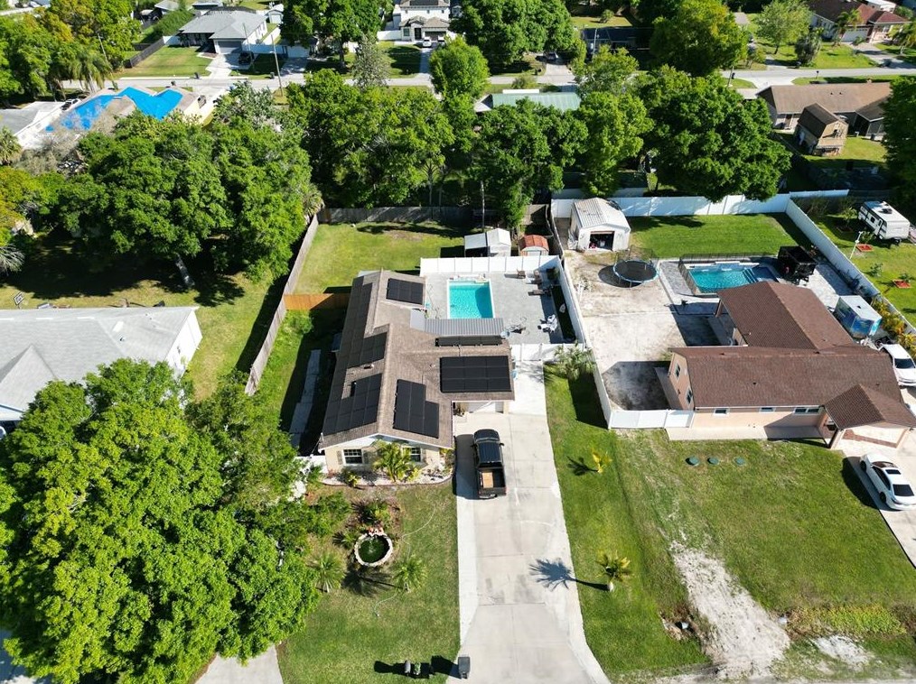 9005 Norfolk St, Tampa FL 33610-1131 exterior