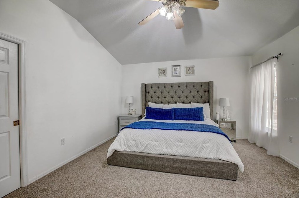 10727 Deepbrook Dr, Riverview FL  33569-8725 exterior