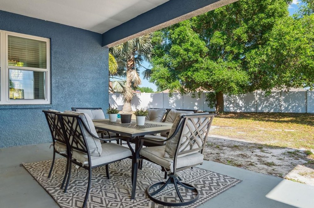 11429 Laurel Brook Ct, Riverview FL  33569-2021 exterior