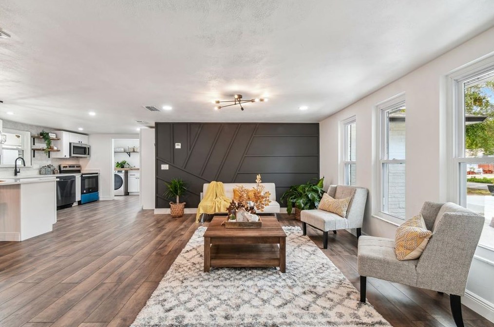 11211 Meadow Dr, Port Richey FL  34668-2320 exterior