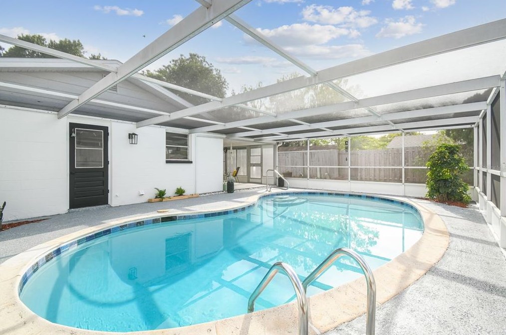 11211 Meadow Dr, Port Richey FL  34668-2320 exterior