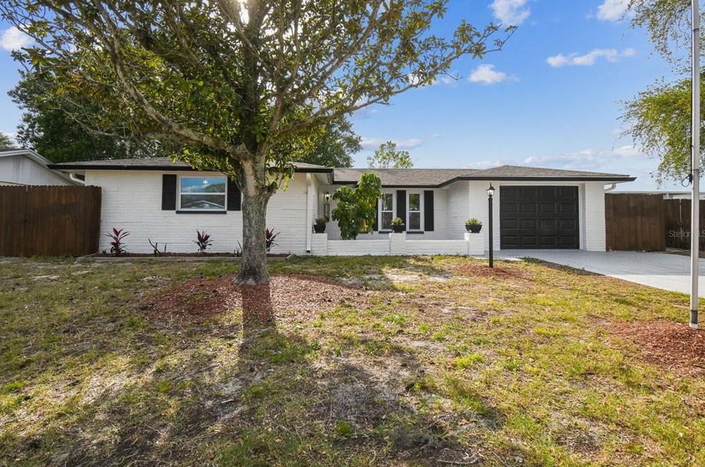 11211 Meadow Dr, Port Richey FL  34668-2320 exterior