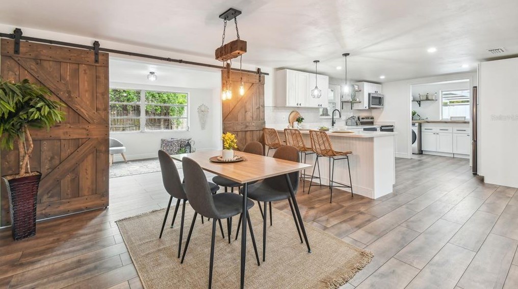 11211 Meadow Dr, Port Richey FL  34668-2320 exterior