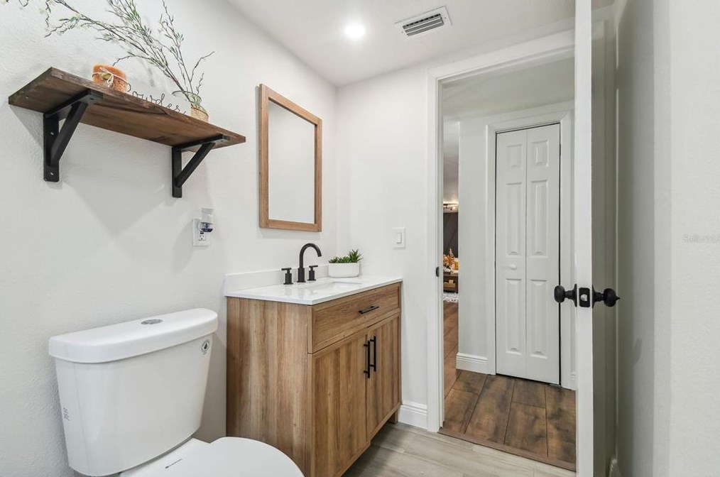 11211 Meadow Dr, Port Richey FL  34668-2320 exterior