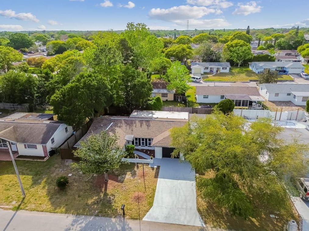 11211 Meadow Dr, Port Richey FL  34668-2320 exterior