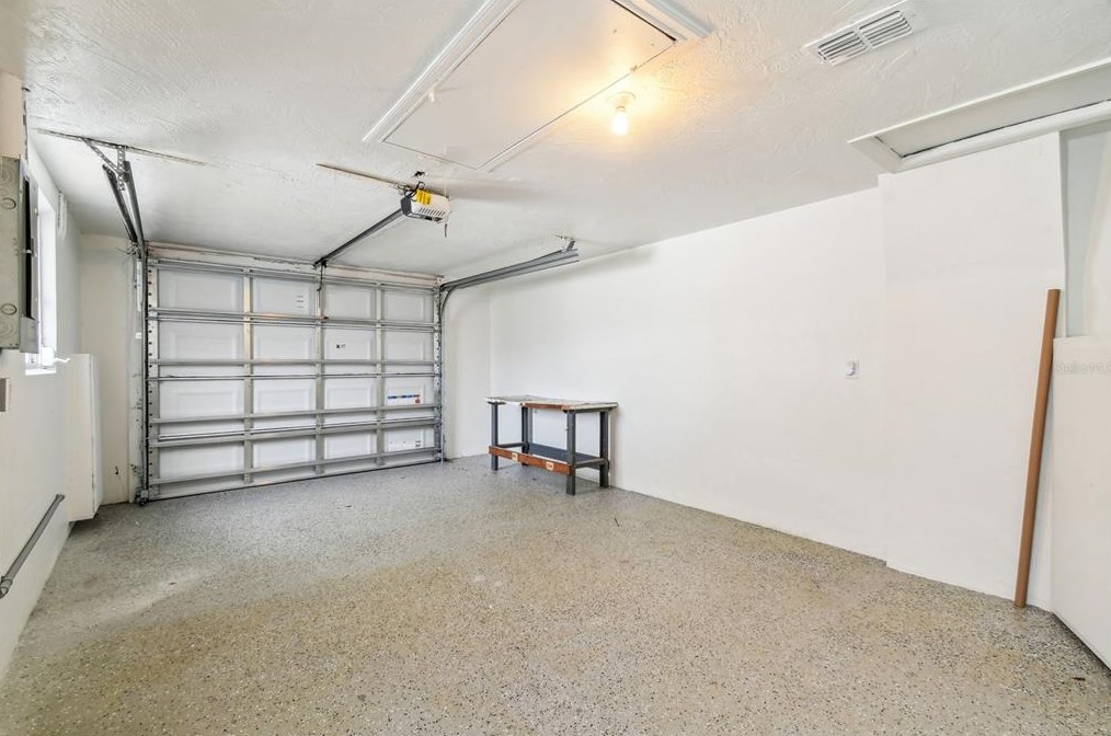 11211 Meadow Dr, Port Richey FL  34668-2320 exterior