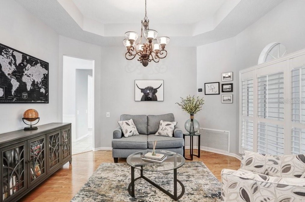 4943 Ebensburg Dr, Tampa FL  33647-1383 exterior