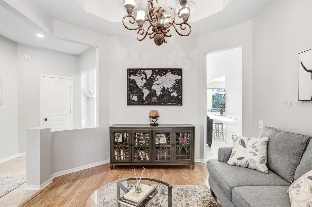 4943 Ebensburg Dr, Tampa FL  33647-1383 exterior