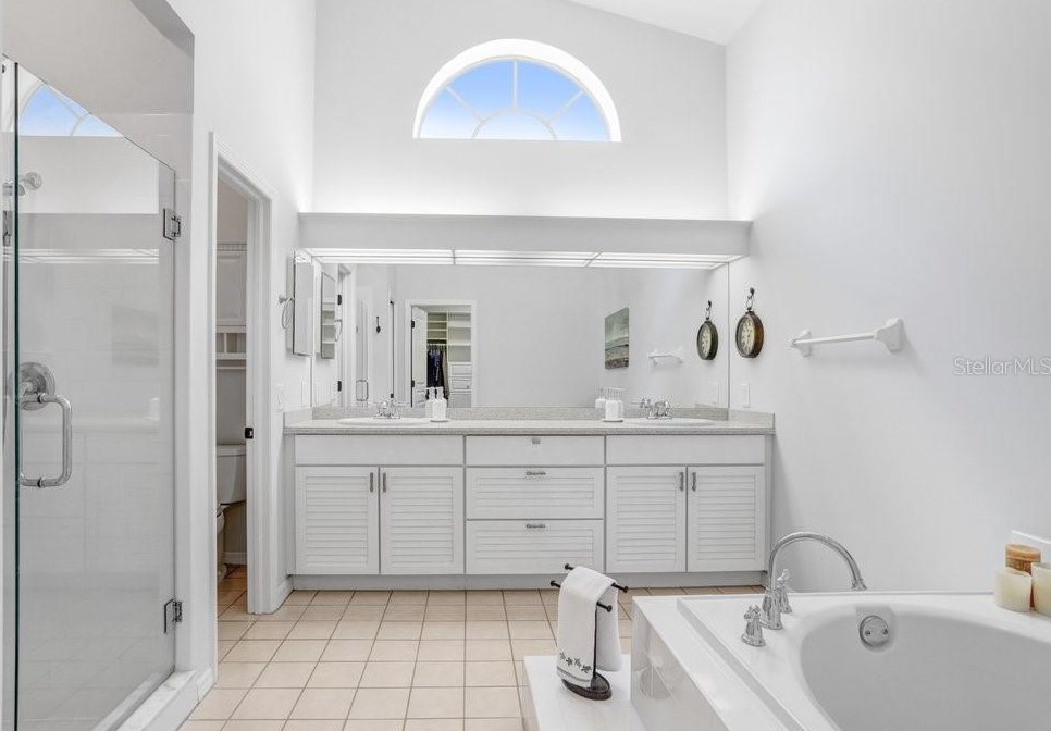 4943 Ebensburg Dr, Tampa FL  33647-1383 exterior