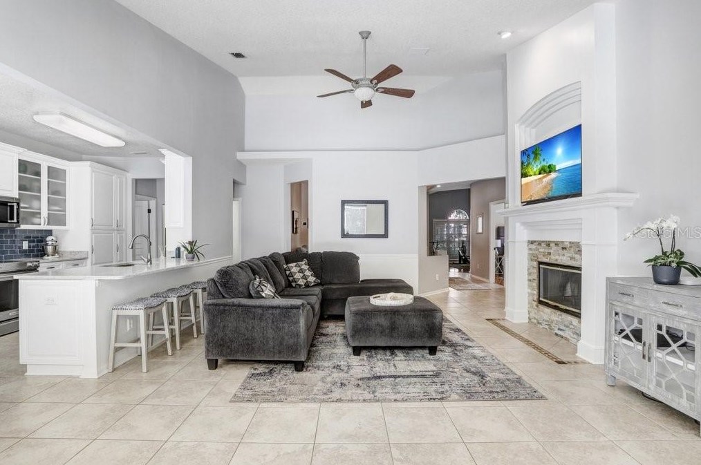 4943 Ebensburg Dr, Tampa FL  33647-1383 exterior