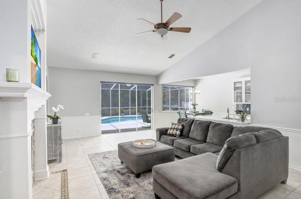 4943 Ebensburg Dr, Tampa FL  33647-1383 exterior