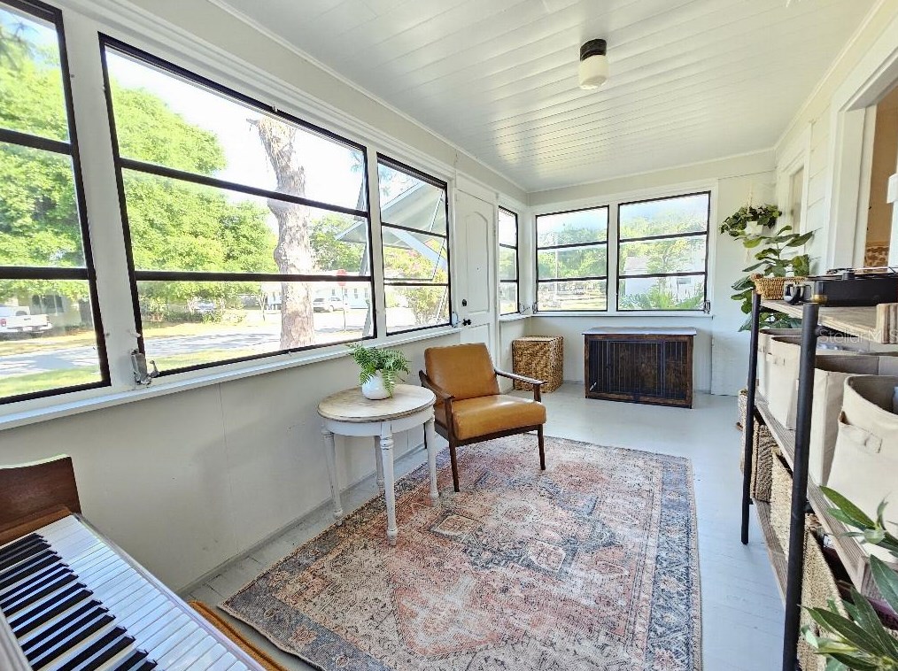 3200 21st St, Saint Petersburg FL  33713-3055 exterior