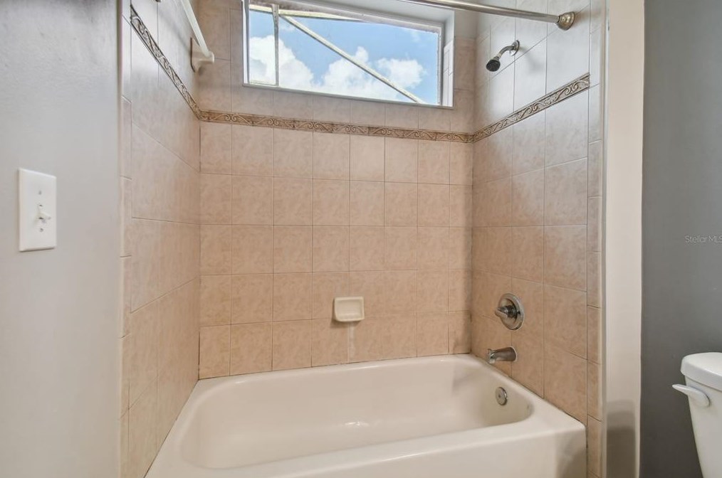 11806 Summer Spg Dr, Riverview FL 33579-4074 exterior