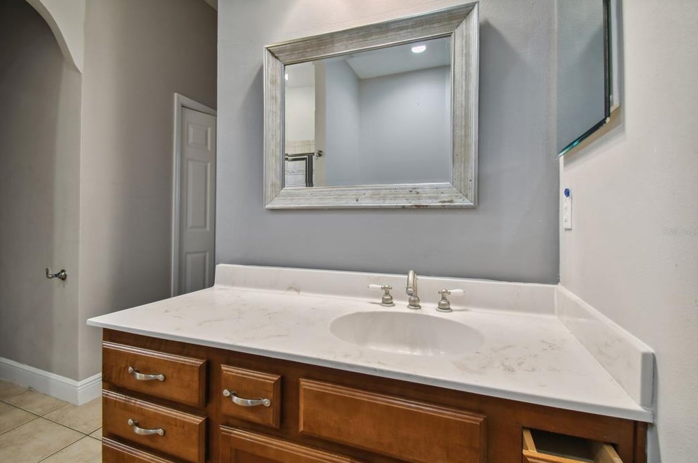 11806 Summer Spg Dr, Riverview FL 33579-4074 exterior