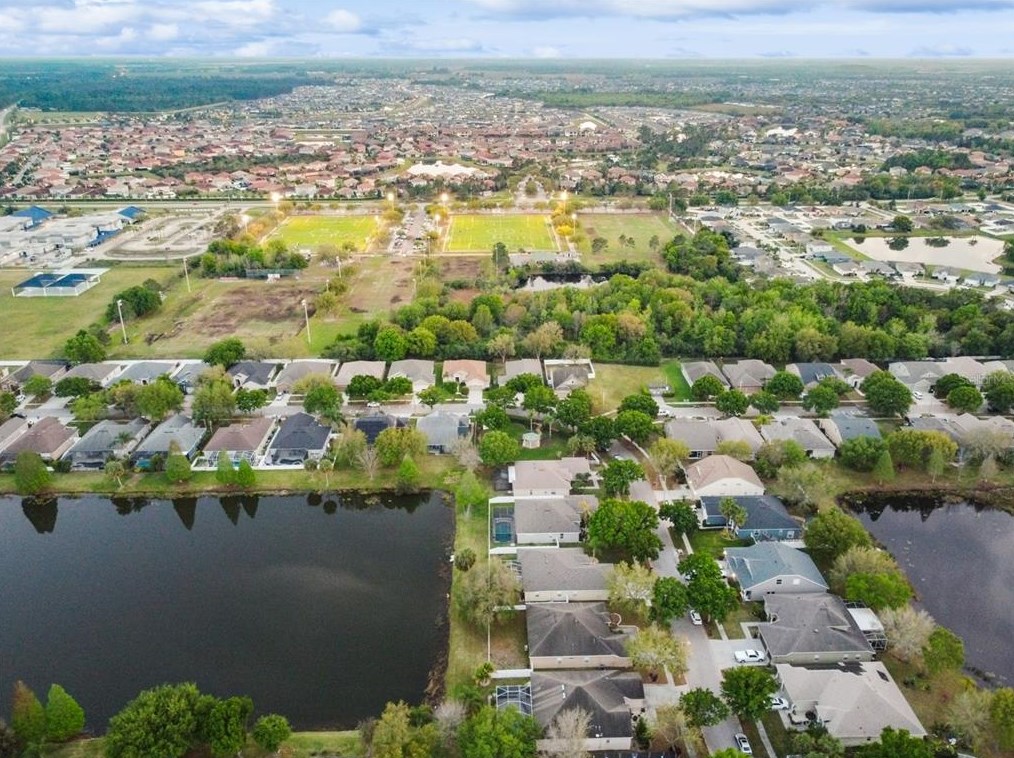 11806 Summer Spg Dr, Riverview FL 33579-4074 exterior