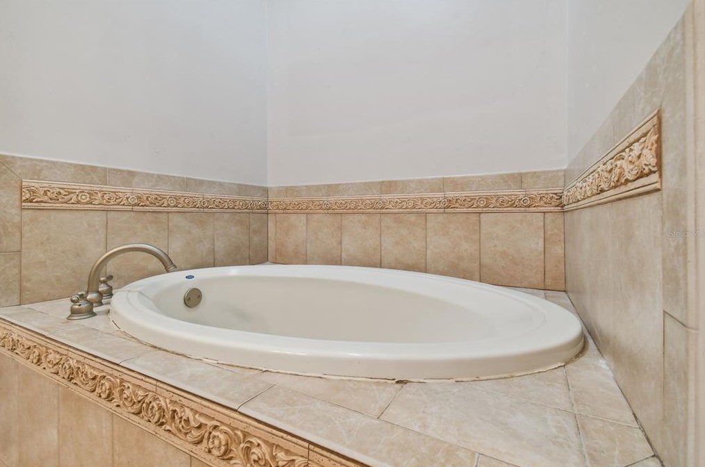 11806 Summer Spg Dr, Riverview FL 33579-4074 exterior