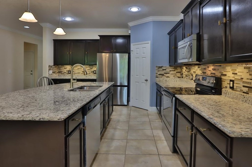 9216 European Olive Way, Riverview FL  33578-8678 exterior