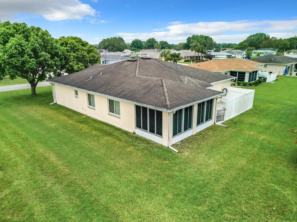 9886 62nd Terrace Rd, Ocala FL  34472-8669 exterior