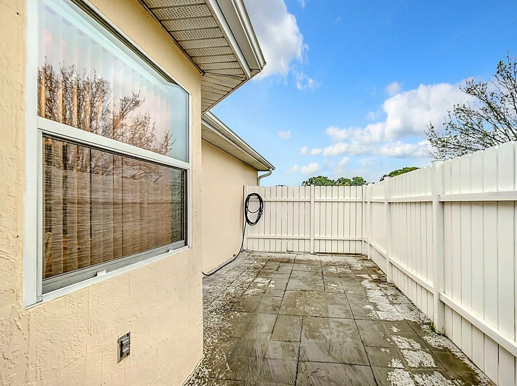 9886 62nd Terrace Rd, Ocala FL  34472-8669 exterior