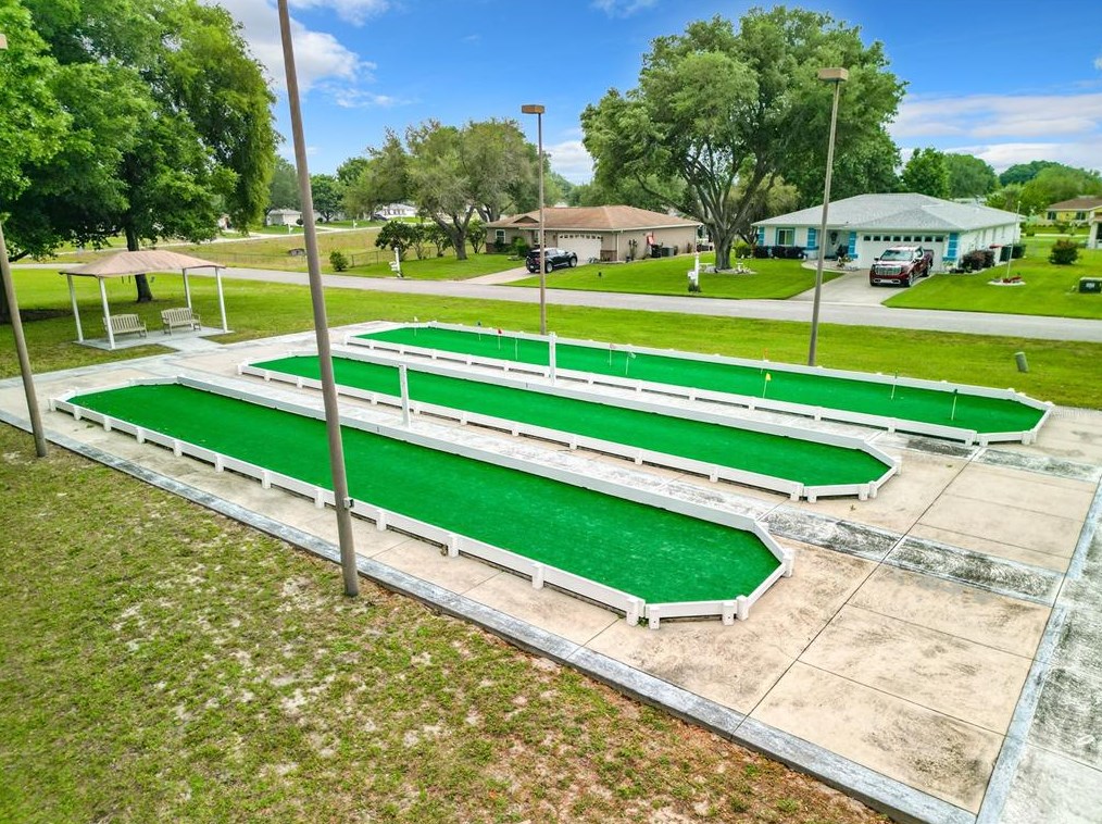 9886 62nd Terrace Rd, Ocala FL  34472-8669 exterior