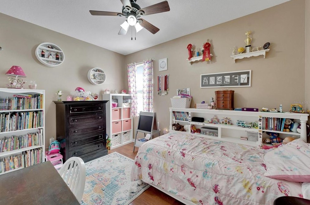 2207 Via Napoli St, Plant City FL  33566-1021 exterior