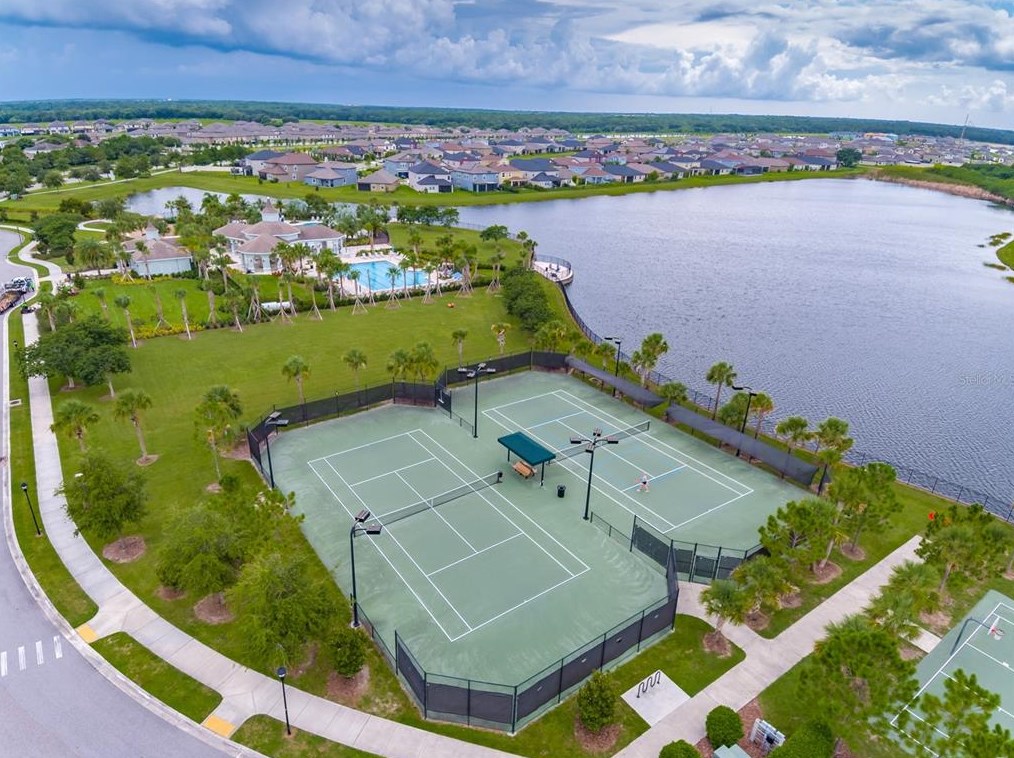 10103 Newminster Loop, Ruskin FL  33573-6727 exterior