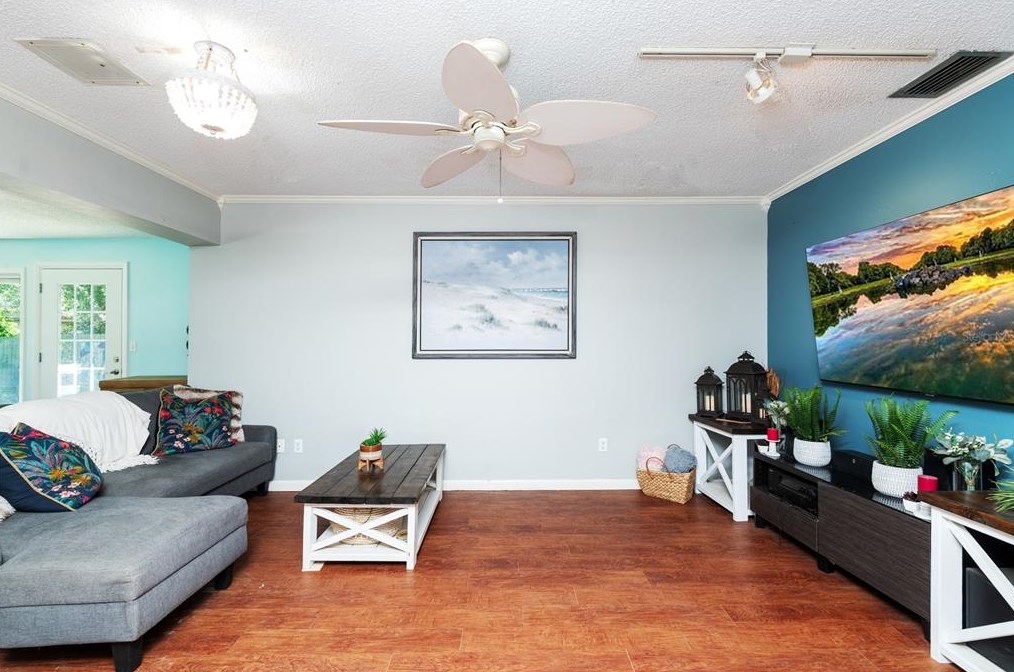 4618 San Paulo Ct, Lakeland FL  33813-2463 exterior