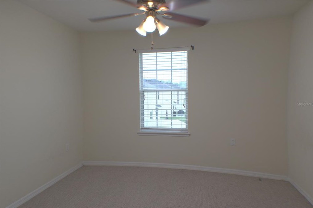 1873 Greenwood Valley Dr, Plant City FL  33563-6996 exterior