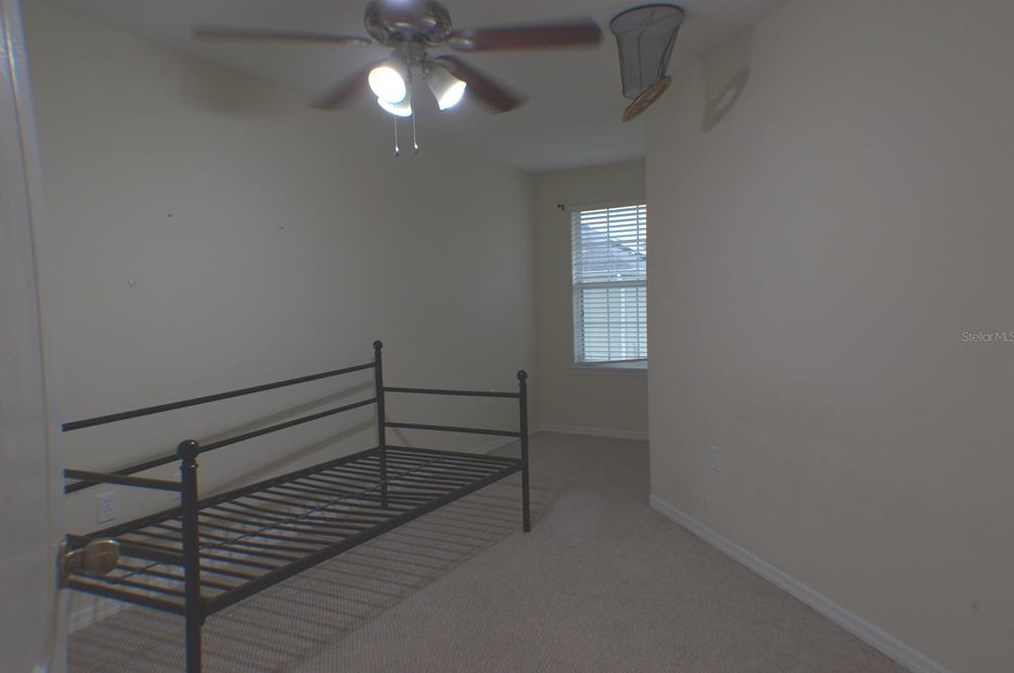 1873 Greenwood Valley Dr, Plant City FL  33563-6996 exterior