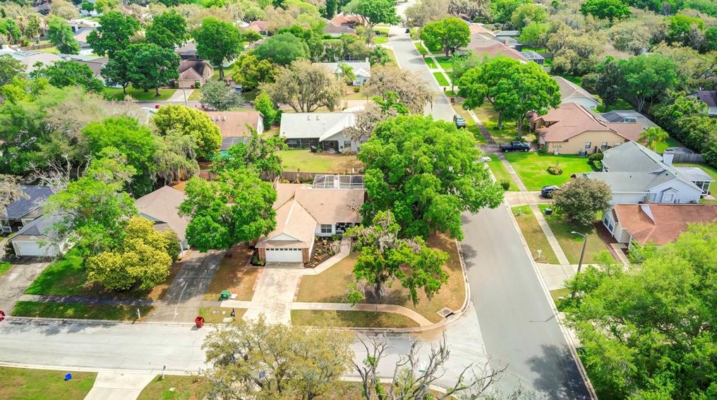 4130 Longfellow Dr, Plant City FL  33566-9526 exterior