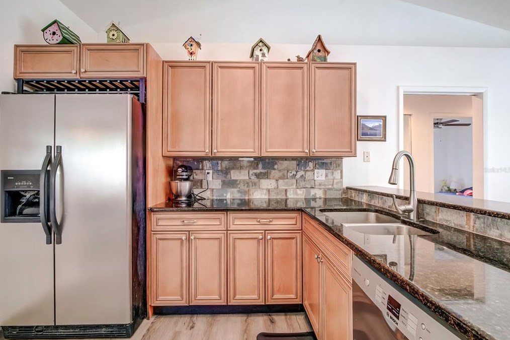 4130 Longfellow Dr, Plant City FL  33566-9526 exterior