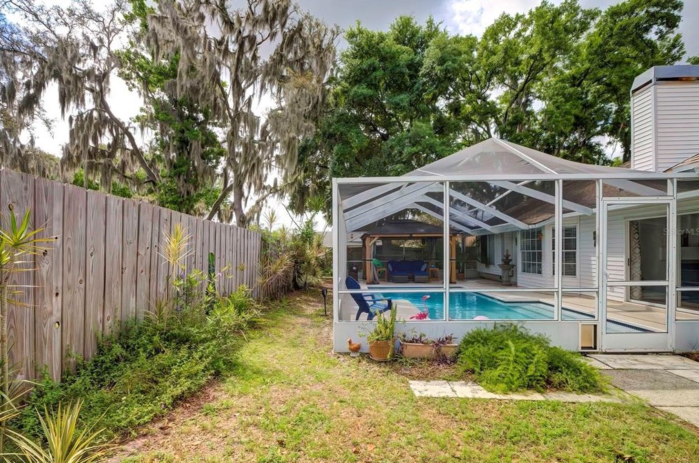 4130 Longfellow Dr, Plant City FL  33566-9526 exterior