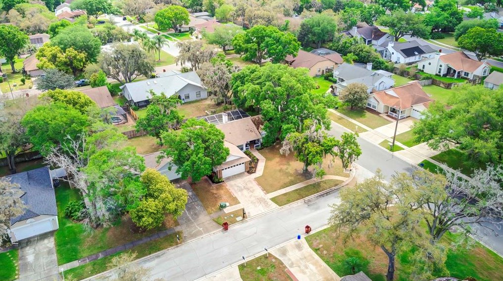 4130 Longfellow Dr, Plant City FL  33566-9526 exterior