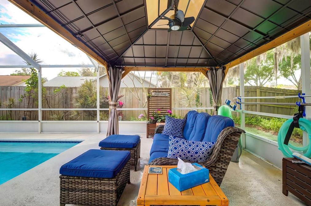 4130 Longfellow Dr, Plant City FL  33566-9526 exterior