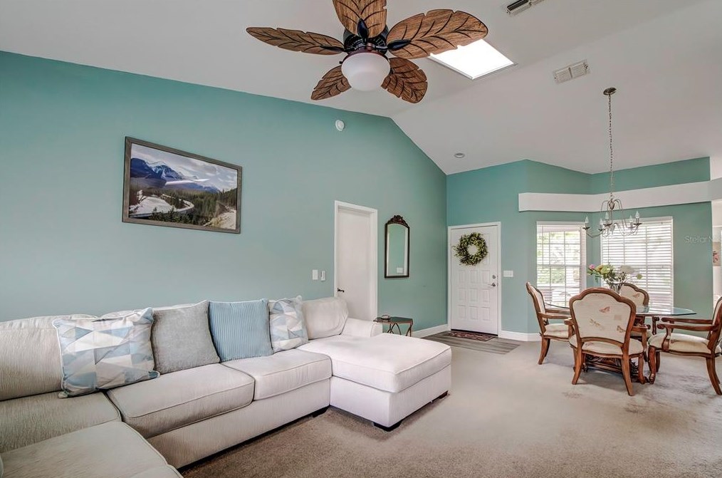 4130 Longfellow Dr, Plant City FL  33566-9526 exterior