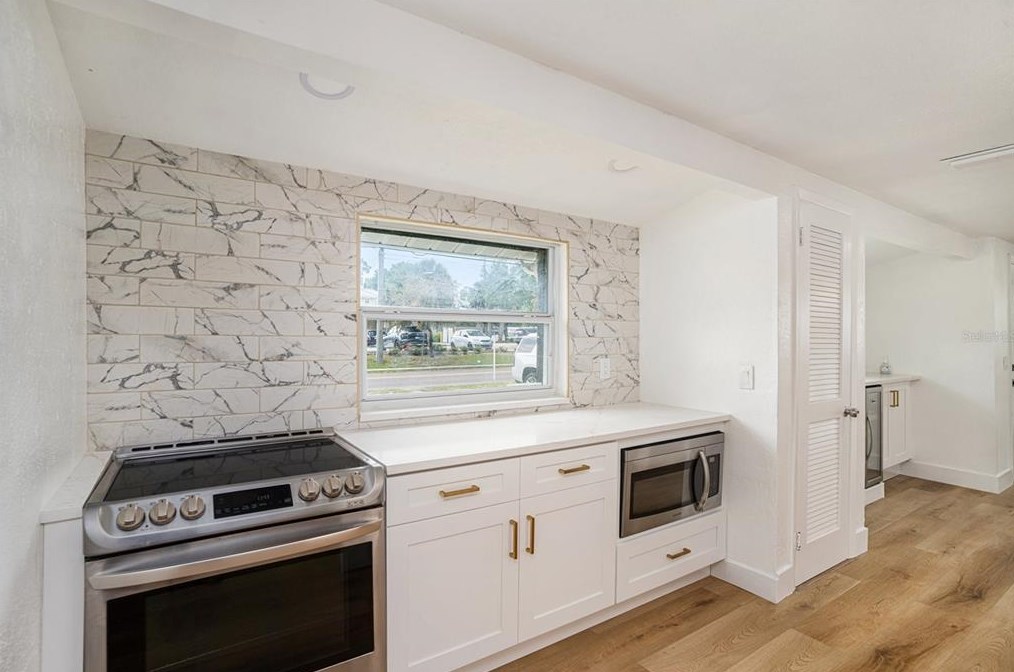 2707 Kirby St, Tampa FL 33614-3355 exterior