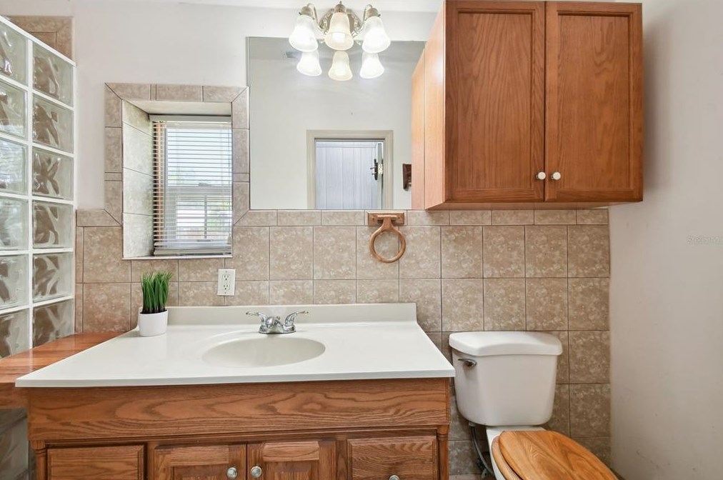 5691 Drexel Rd, Land O Lakes FL  34638-3010 exterior