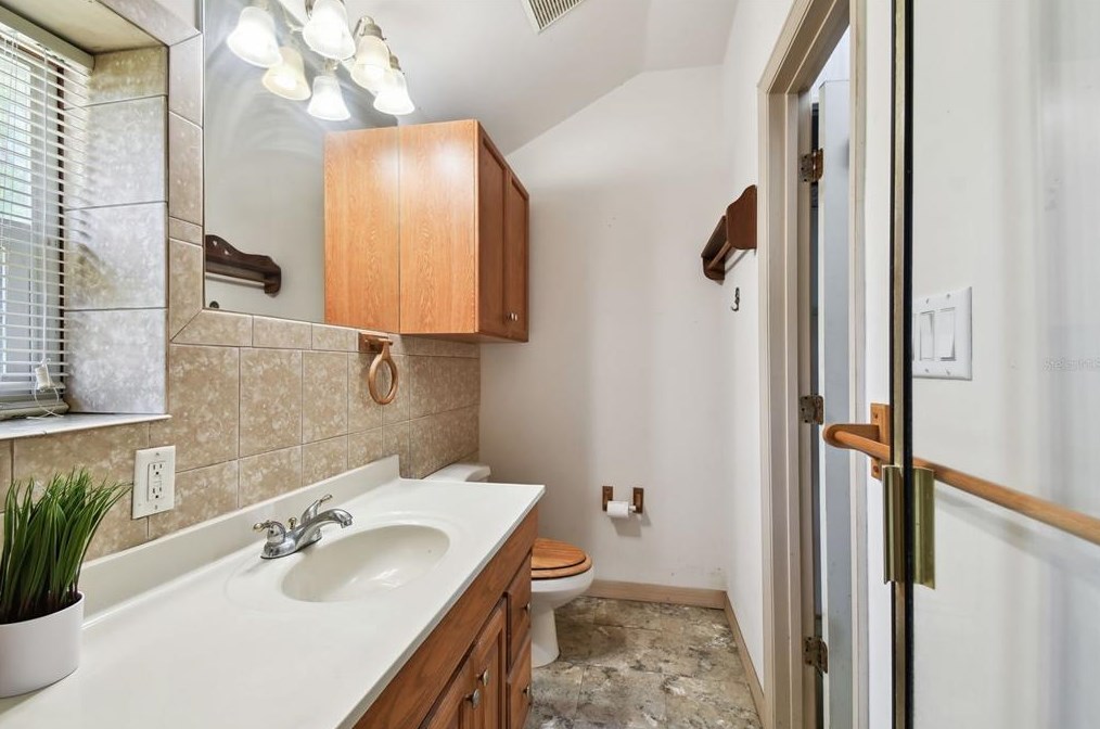 5691 Drexel Rd, Land O Lakes FL  34638-3010 exterior