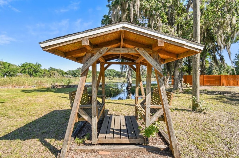 5691 Drexel Rd, Land O Lakes FL  34638-3010 exterior