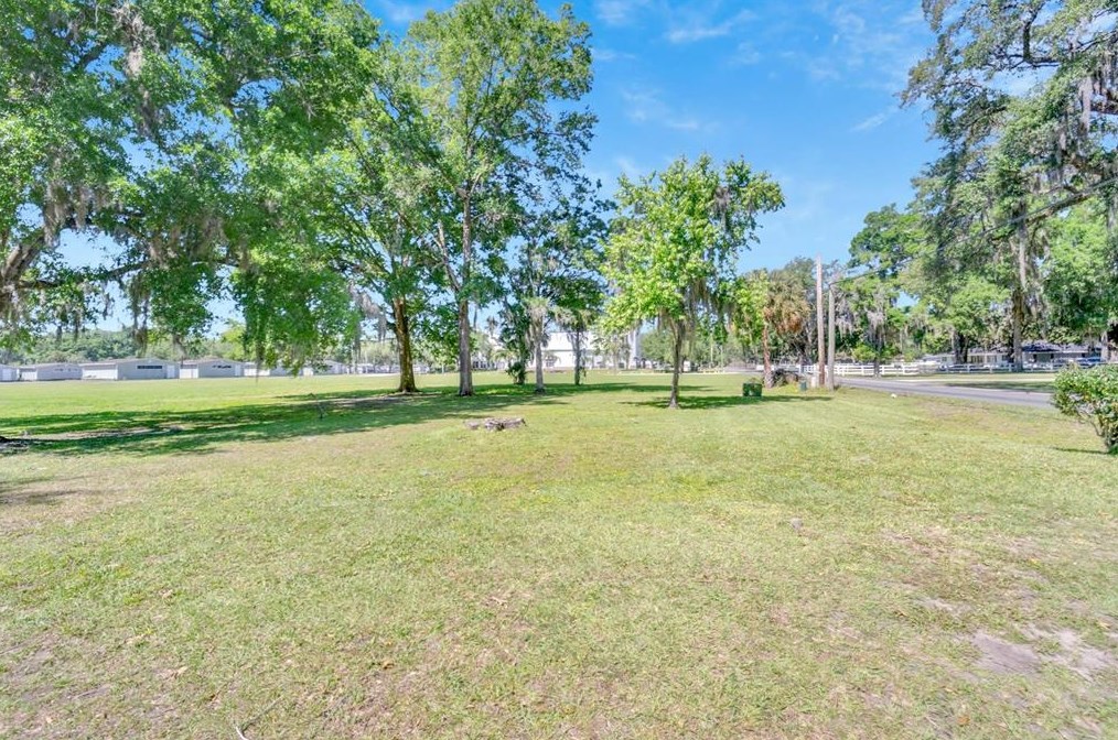 2707 Franklin St, Plant City FL  33563-8947 exterior